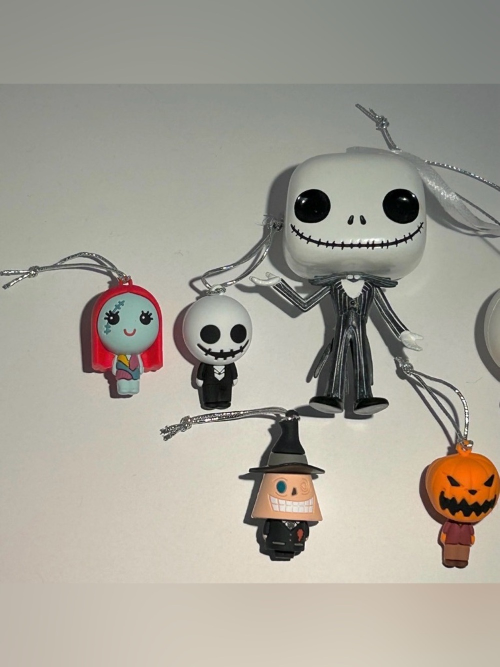 Tim Burton's The Nightmare Before Christmas VHS & Funko Pop Christmas Ornaments - Picture 10 of 10